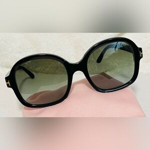 TOM FORD  57mm Gradient Butterfly Sunglasses Black Oversize